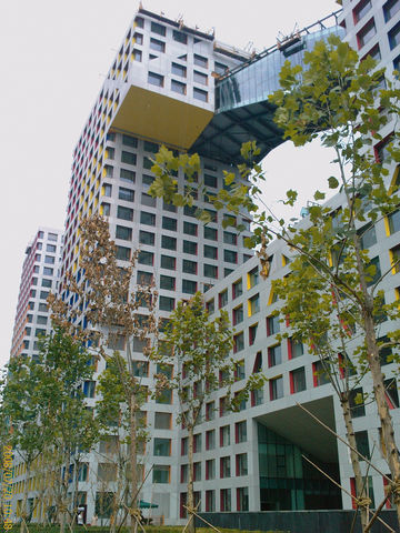 बीजिंग में ग्रैंड MOMA का बाहरी दृश्य।
