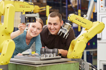 Photo shoot of employees for external and internal communication as the face of the company.